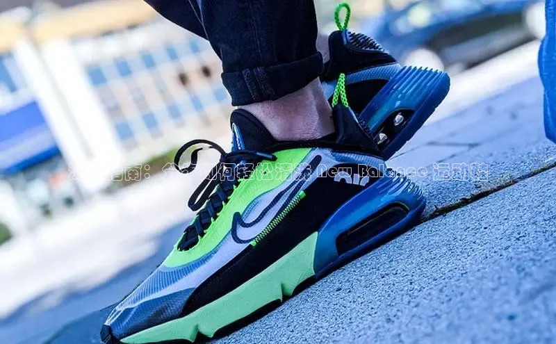 意昂3手机版登录雷柏科技深入指南：分步如何轻松清洗 New Balance 运动鞋