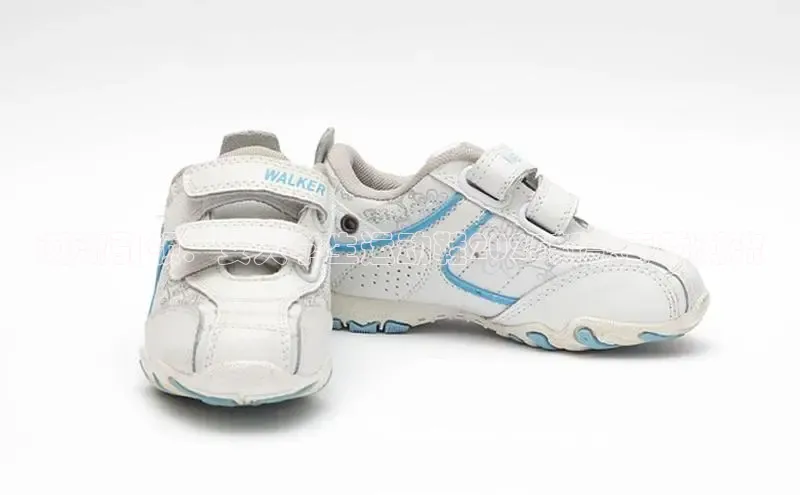 意昂3登陆入口即登录百度安全社区潮流引领：女大学生运动鞋2025新款春季潮流