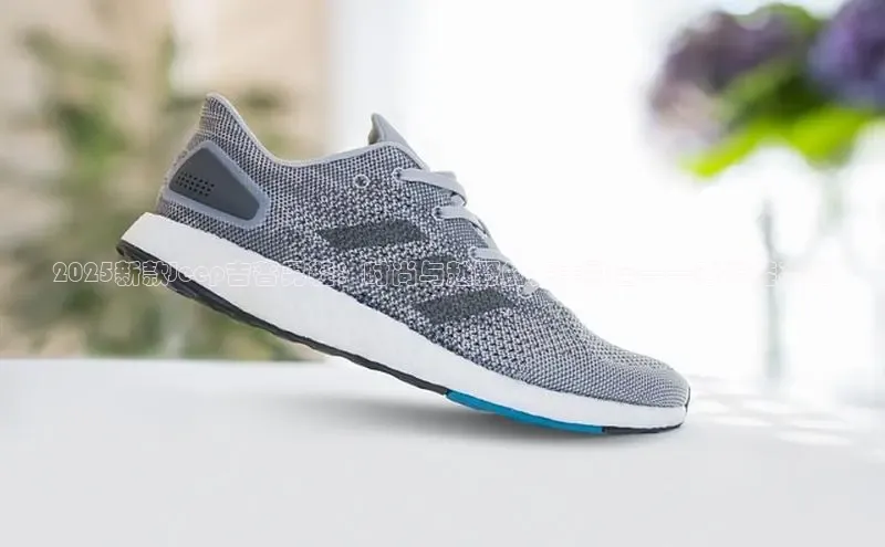 2025新款Jeep吉普男鞋：时尚与越野的完美融合——老爹鞋系列